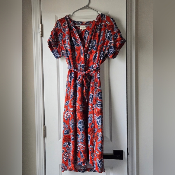 Wonderly Dresses & Skirts - Wonderly Red and Blue Floral Midi Dress